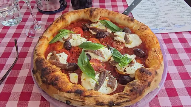 BookNoFees: Restoranas – Mamma Pizza Osteria di mare – Oslo – „Mamma Pizza“ – jūros gėrybių užeiga, nuotrauka 3