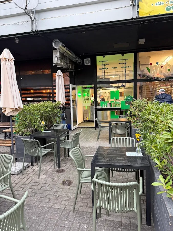 BookNoFees: Užkandžių baras – NUL NUL Pizza – Bratislava – NUL NUL Pizza, nuotrauka 1