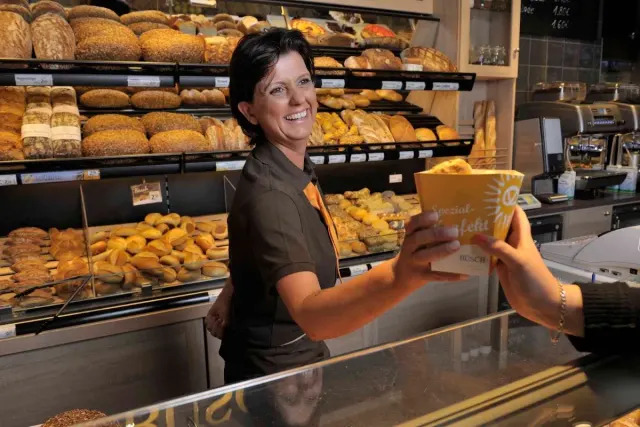 BookNoFees: Kepykla – Bäckerei Büsch – Hagen – „Büsch“ kepykla, nuotrauka 3