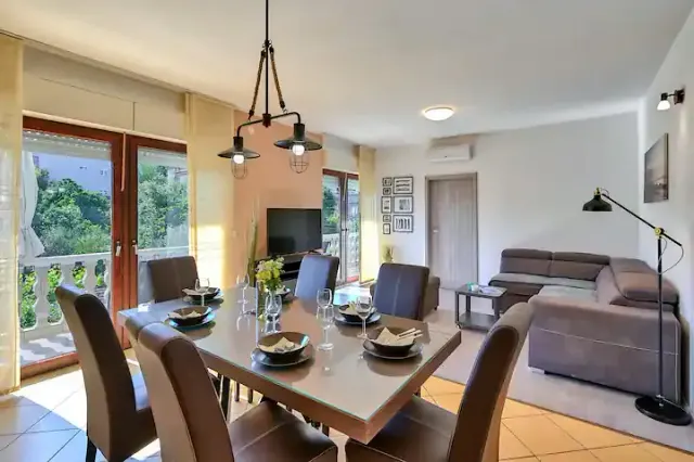 BookNoFees: Butas „MILOS A5“ – Pula I, 3 miegamieji – Pula