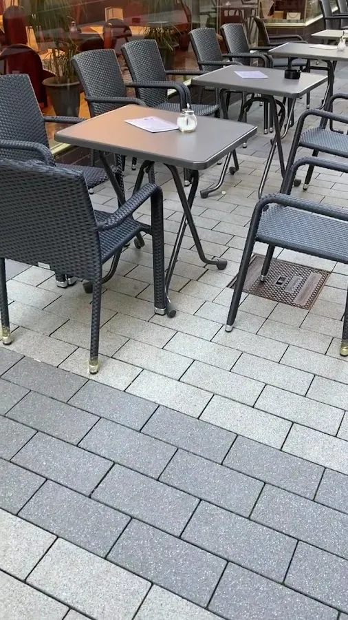 BookNoFees: Restoranas – Café Zur Altstadt – Bochum – Kavinė „Zur Altstadt“, nuotrauka 3