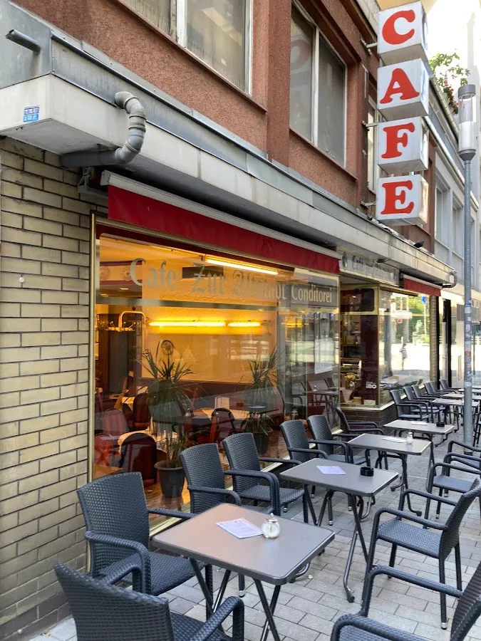 BookNoFees: Restoranas – Café Zur Altstadt – Bochum – Kavinė „Zur Altstadt“, nuotrauka 1