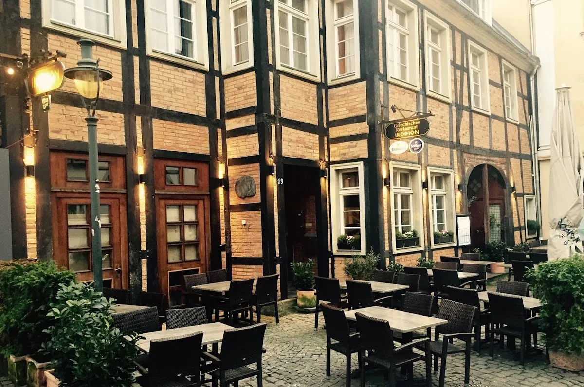 BookNoFees: Restoranas – Irodion Griechisches Restaurant – Lünen – „Irodion“ graikų restoranas, nuotrauka 1