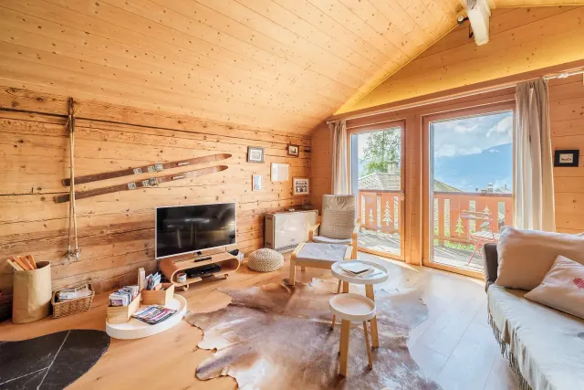 BookNoFees: „Chalet Rouge Cœur“ – istorinis šalis su vaizdu į „Dents du Midi“ – Fenalet-Sur-Bex
