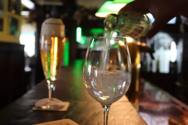 BookNoFees: Restoranas – Hotel-Restaurant Stoffels – Schmallenberg – Viešbutis-restoranas „Stoffels“, nuotrauka 3