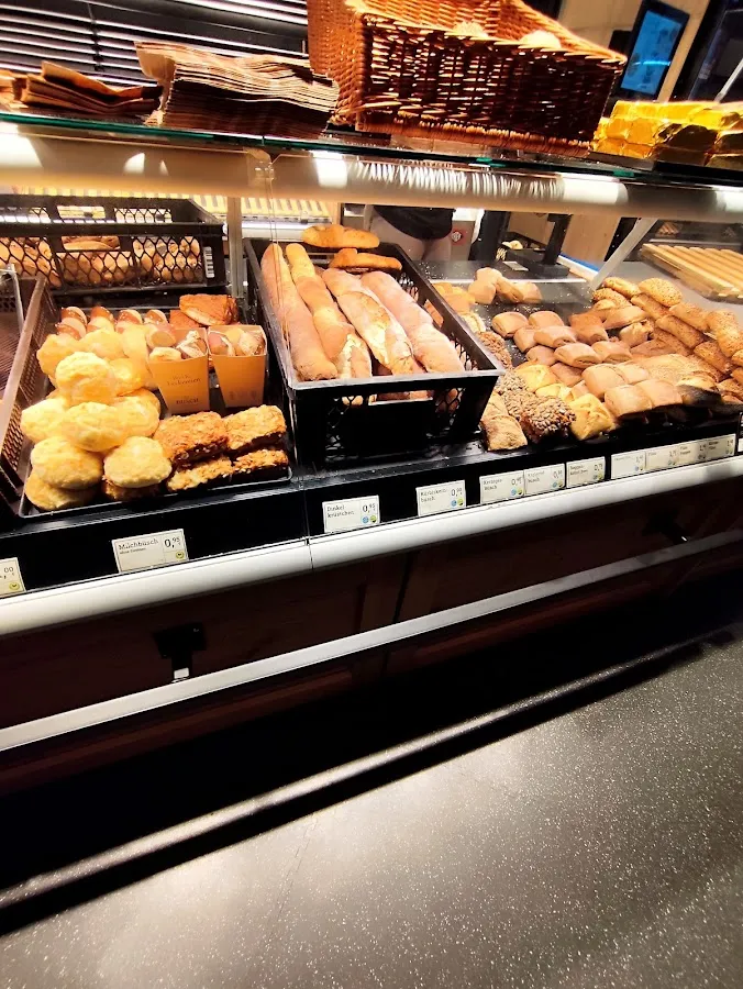 BookNoFees: Kepykla – Bäckerei Wolf – Bönen – „Wolf“ kepykla, nuotrauka 1