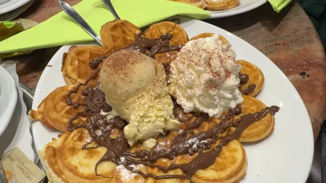 BookNoFees: Restoranas – Eiscafe San Remo – Lünen – „Eiscafe San Remo“, nuotrauka 3