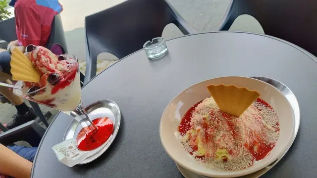 BookNoFees: Restoranas – Eiscafé Campino – Schmallenberg – „Eiscafé Campino“, nuotrauka 2