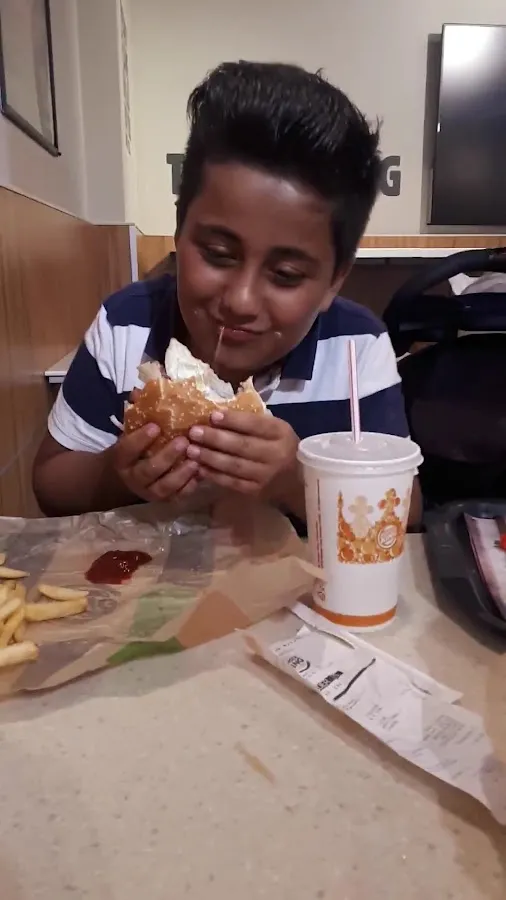 BookNoFees: Užkandžių baras – Burger King – Helsinki – „Burger King“, nuotrauka 3