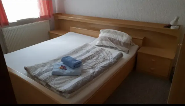 BookNoFees: Dvivietis kambarys svečių namuose – Schönfeld