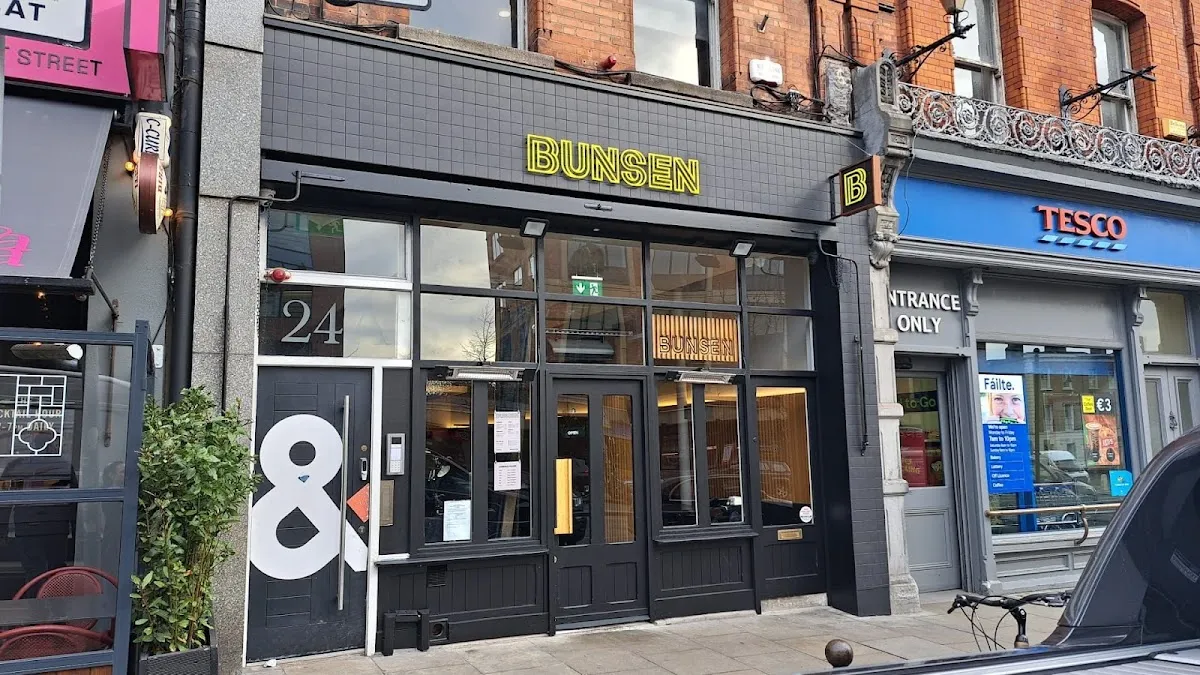 BookNoFees: Užkandžių baras – Bunsen – Dublin – Bunsenas, nuotrauka 1