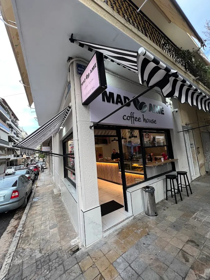BookNoFees: Kavinė – MADAME – Athens – PONIJA, nuotrauka 1