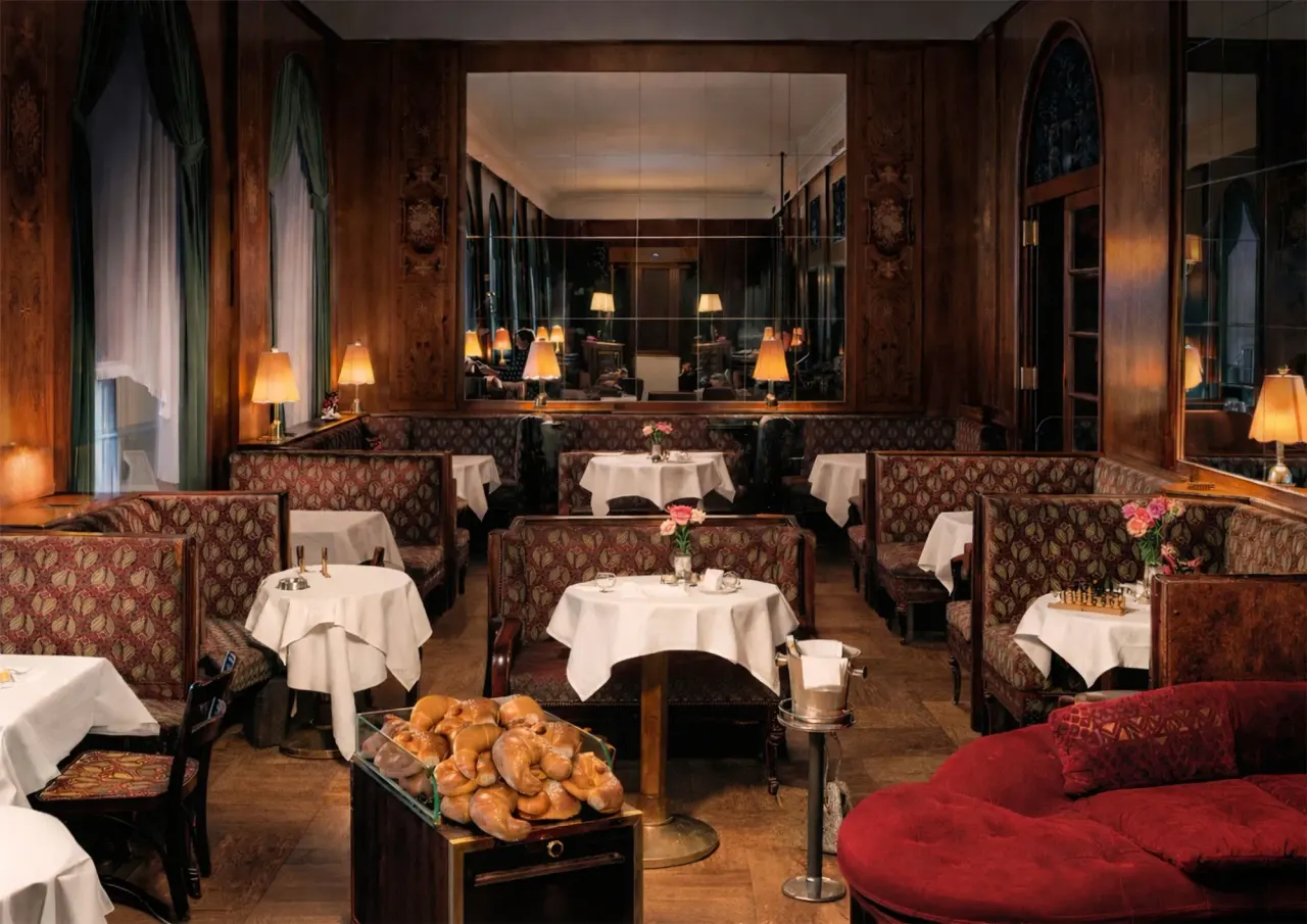 BookNoFees: Kavinė – Café Landtmann – Vienna – „Café Landtmann“, nuotrauka 1