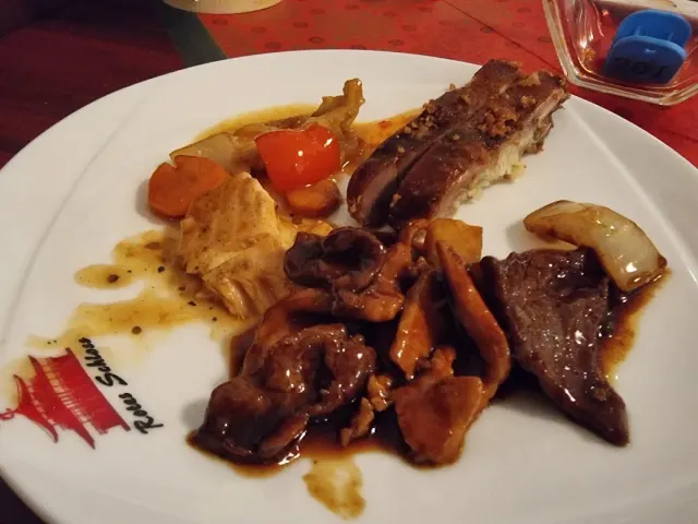 BookNoFees: Restoranas – China-Restaurant Rotes Schloss – Bergkamen – Kinijos restoranas „Rotes Schloss“, nuotrauka 3