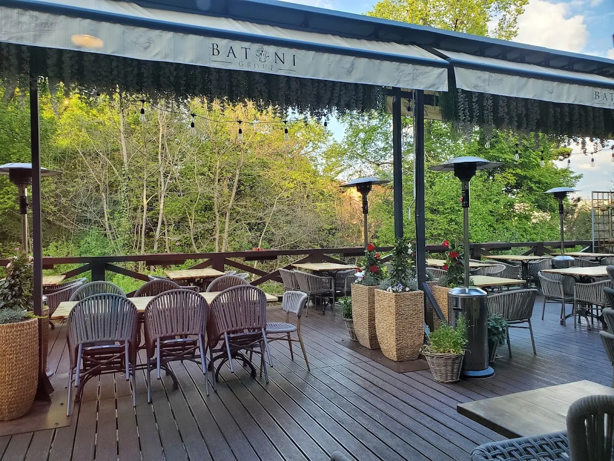 BookNoFees: Restoranas – Batoni Restaurant – Bratislava – Restoranas „Batoni“, nuotrauka 1