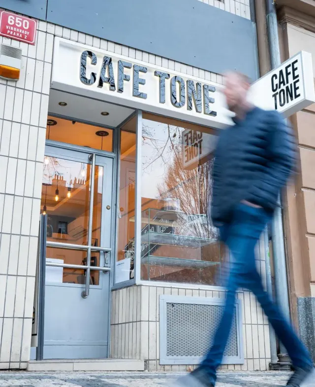 BookNoFees: Kavinė – Cafe Tone – Prague – „Cafe Tone“, nuotrauka 3