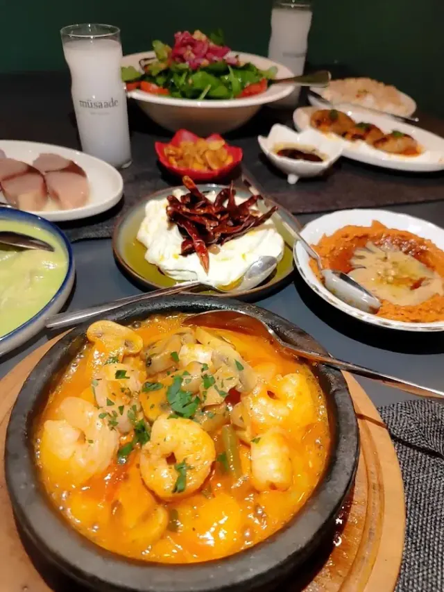 BookNoFees: Restoranas – Müsaade Meyhane – Istanbul – „Müsaade“ taverna, nuotrauka 3