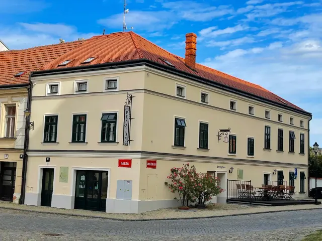BookNoFees: „Zvon“ rezidencija – Znojmo