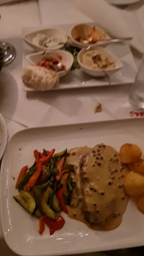 BookNoFees: Restoranas – Bosporus Restaurant – Dortmund – Restoranas „Bosporus“, nuotrauka 3