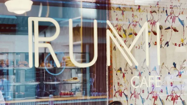 BookNoFees: Kavinė – Rumi Cafe – Dublin – „Rumi“ kavinė, nuotrauka 3