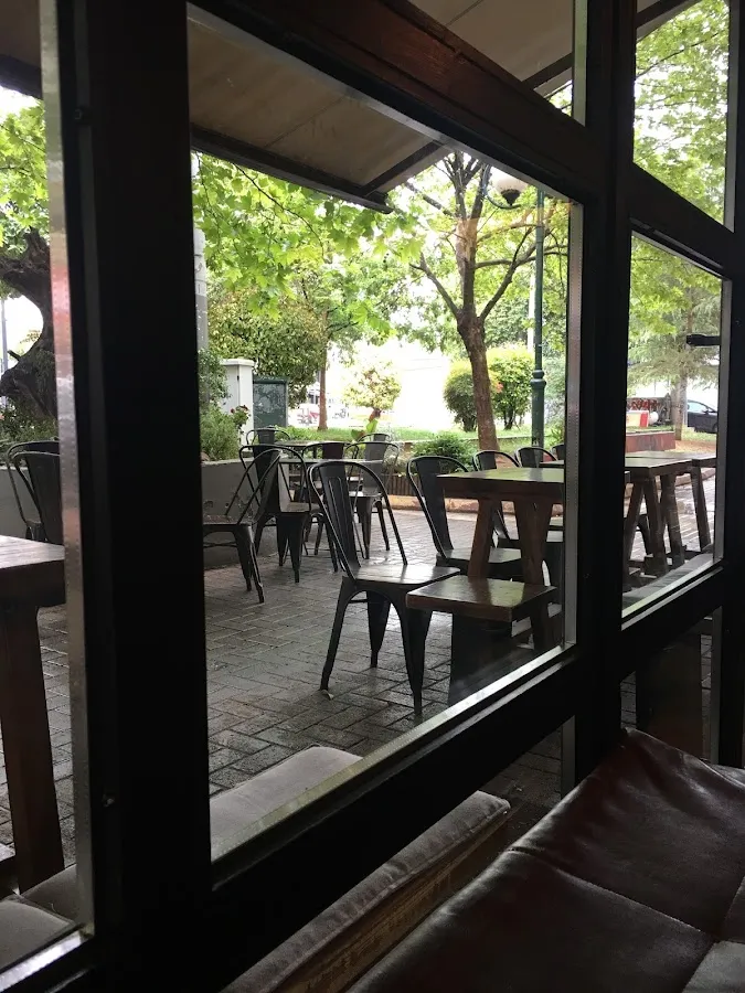 BookNoFees: Kavinė – Mind The Cup – Athens – Saugokite puodelį, nuotrauka 1