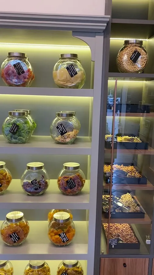 BookNoFees: Kavinė – Cashew | Nuts, Chocolate, Coffee – Athens – Kaju | Riešutai, šokoladas, kava, nuotrauka 3