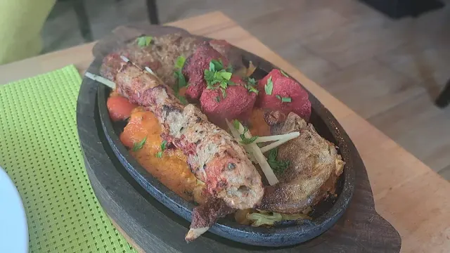 BookNoFees: Restoranas – Lahori Masala – Netphen – Lahori masala, nuotrauka 2