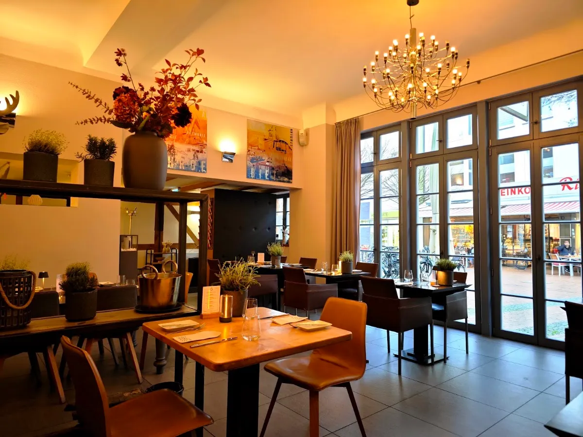 BookNoFees: Restoranas – Gasthaus Stromberg – Waltrop – „Stromberg“ viešbutis, nuotrauka 1