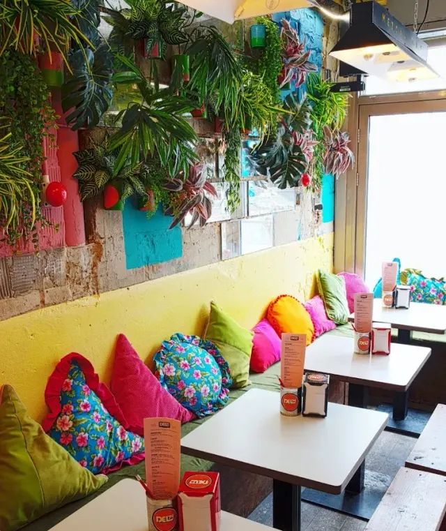 BookNoFees: Del74, London