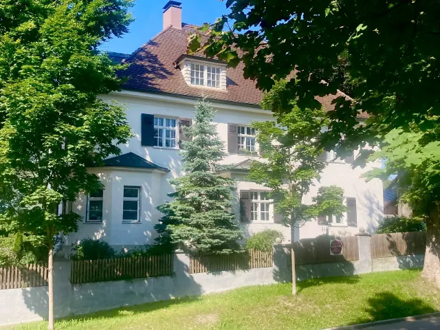 BookNoFees: poilsio būstas, Friedberg – Senamiesčio „Domizil“ Friedbergas