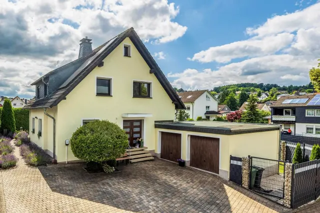 BookNoFees: Atostogų butas „Sonnenblick und Relax“ – Nieder-Röhre