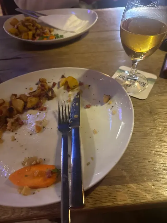 BookNoFees: Restoranas – Die Keule - Schwertes Esskneipe – Schwerte – „Die Keule“ – „Schwertes“ užeiga, nuotrauka 2