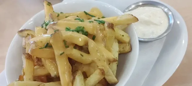 BookNoFees: Restoranas – Roxor BRGR & Beer – Bratislava – „Roxor Burger & Beer“, nuotrauka 3