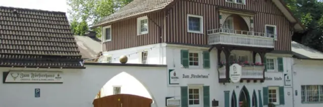BookNoFees: Restoranas – Zum Försterhaus – Iserlohn – Prie miškininko namo, nuotrauka 2