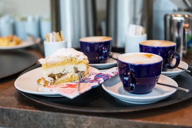 BookNoFees: Restoranas – Cafe Pusteblume – Sprockhövel – Kavinė „Pusteblume“, nuotrauka 3
