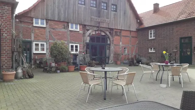 BookNoFees: Restoranas – Der Saloon In Kesseler – Lippetal – „Saloon“ Kesseleryje, nuotrauka 3