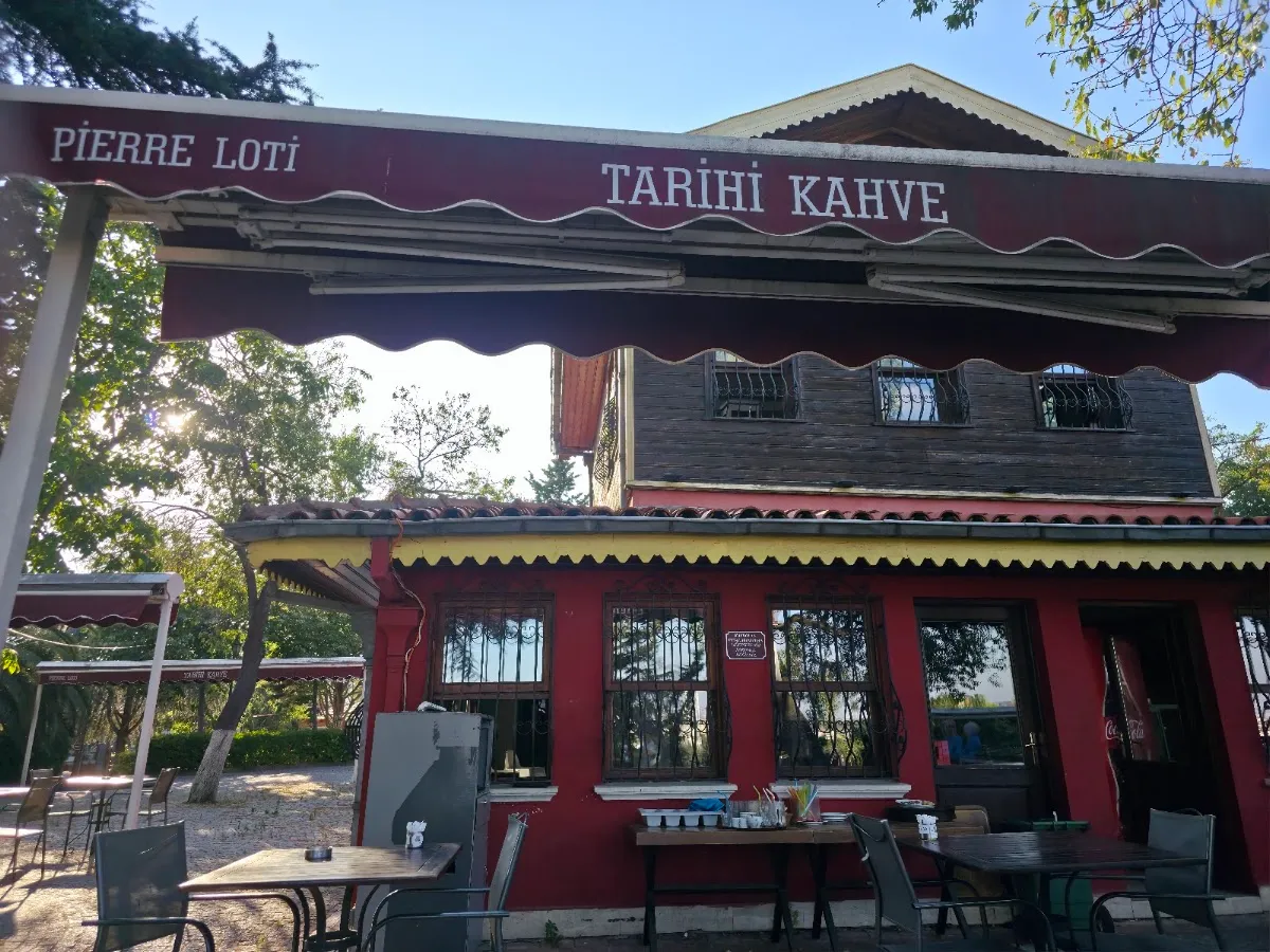BookNoFees: Kavinė – Tarihi Kahve – Istanbul – Istorinė kavinė, nuotrauka 1
