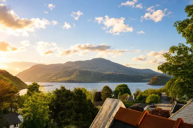 BookNoFees: „Oberoi House“, Portree, Skye sala – Portree