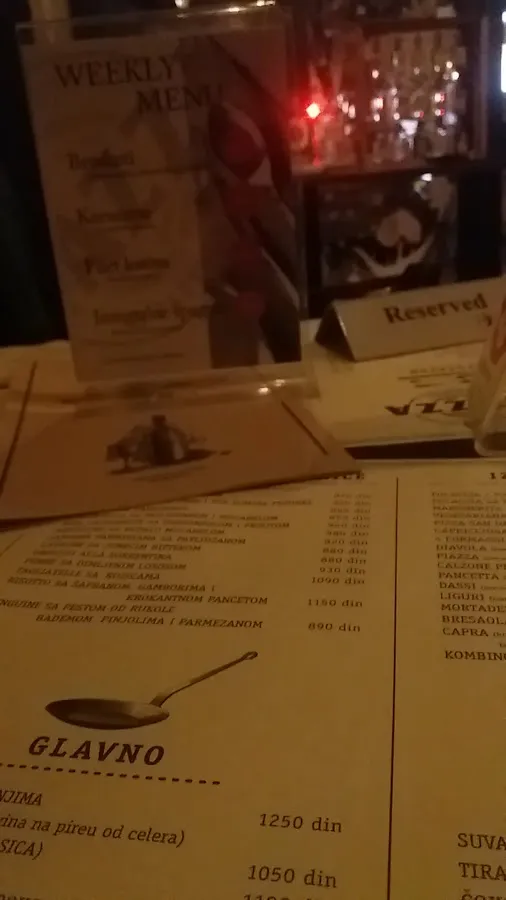 BookNoFees: Restoranas – La Piazza – Belgrade – Aikštė, nuotrauka 3