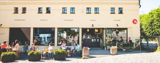 BookNoFees: Fuglen Gamlebyen, Oslo
